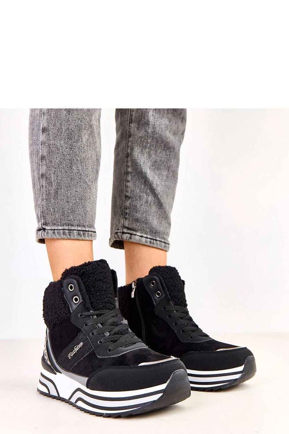 Sport Shoes model 219665